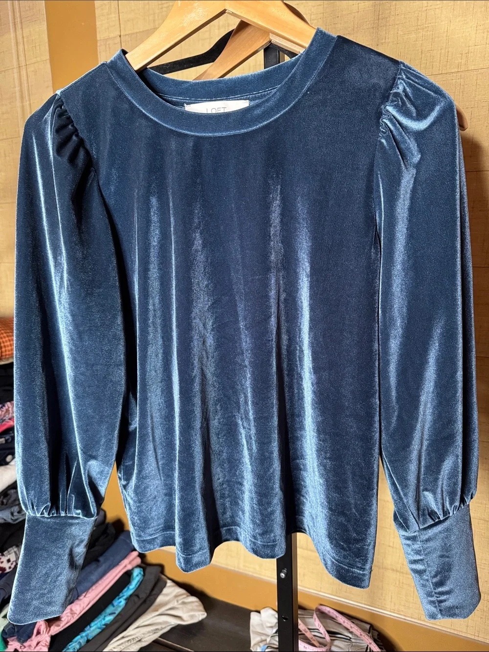 LOFT Velvet Puff Sleeve Top Navy Blue Velour Crew Neck Blouse Size Small NWOT